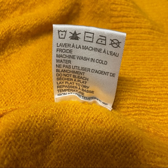 OkNever worn tricolor cardigan ( navy blue, white and yellow) size XL - Picture 5 of 7